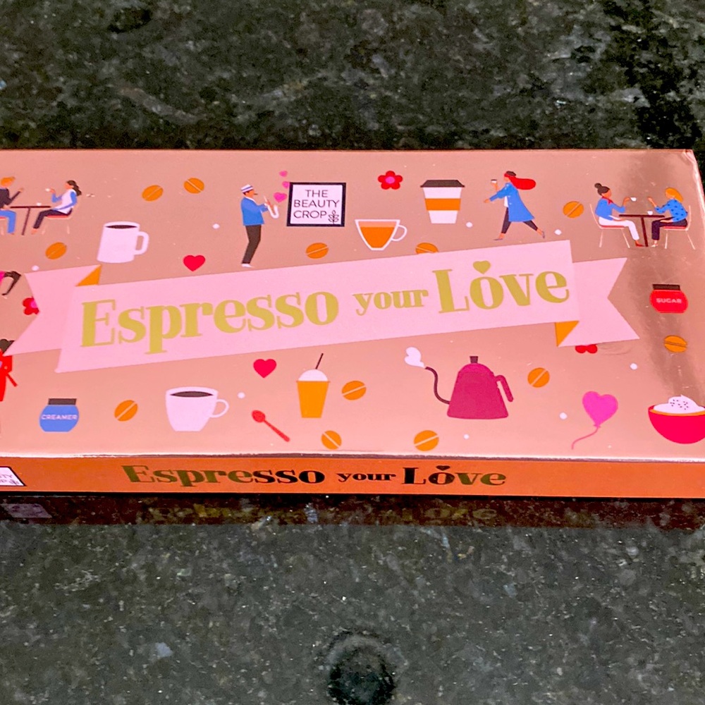 Espresso your Love eye shadow palette with 21 shades